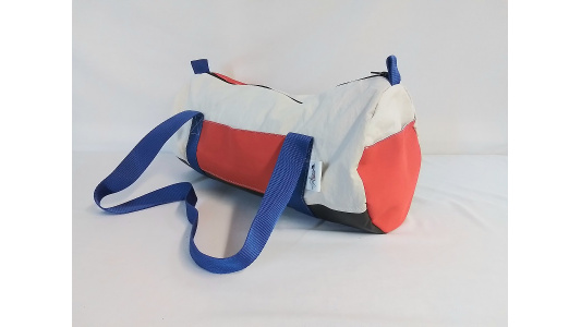 spskip039-rbag-recyclage-voile-sac-piscine-blanc-rouge-180724-3