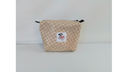 votta080-rbag-recyclage-voile-trousse-toilette-paille-rouge-180724-2